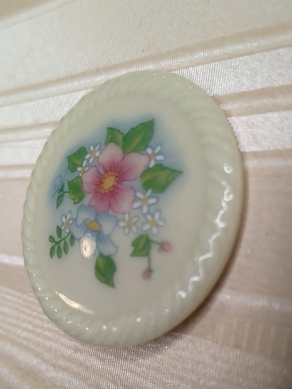 Vintage 70s Avon Ceramic Flower Brooch Pink Blue Green Floral Cottagecore